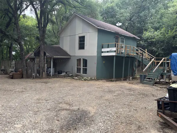3916 Hidden Lake Court, Alvarado, TX 76009