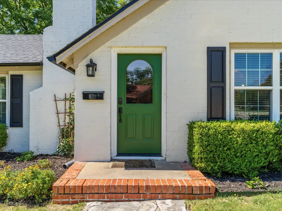 4039 El Campo Avenue, Fort Worth, TX 76107 - #3