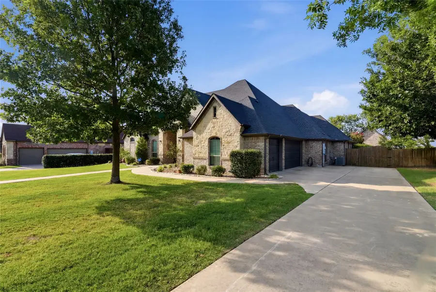 8240 St Johns Drive, Waxahachie, TX 75167 - #3