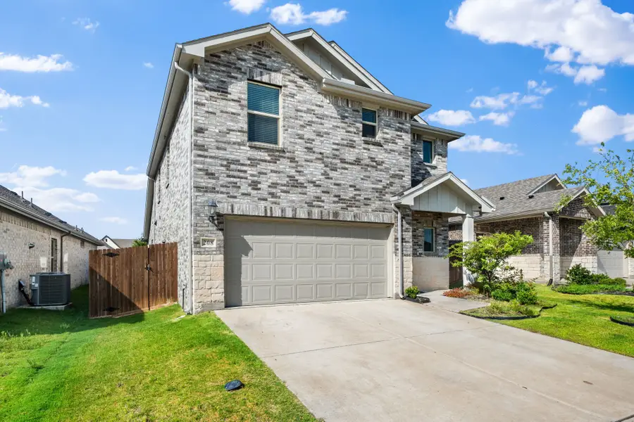 208 Mountain Meadow Lane, Princeton, TX 75071 - #2