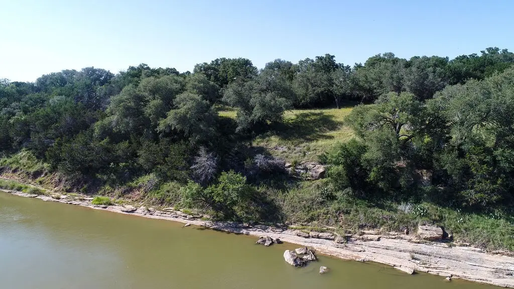 15 Waterwood Loop, Mineral Wells, TX 76067 - #1
