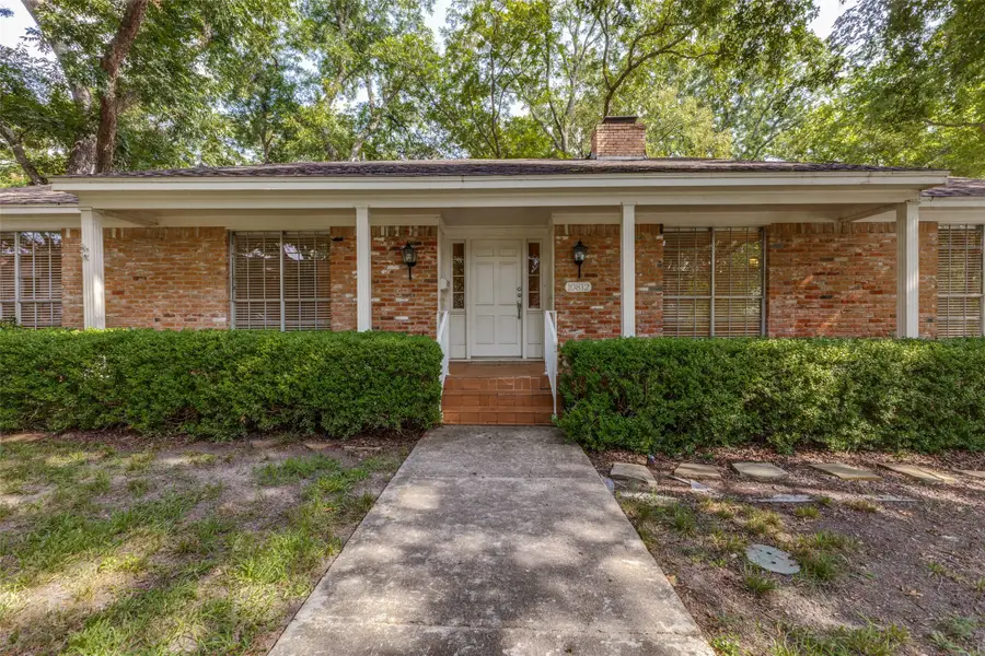10812 Lochspring Drive, Dallas, TX 75218 - #2