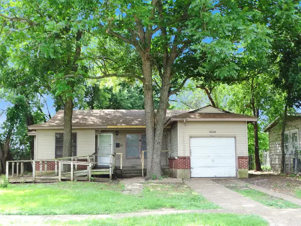 3032 Dahlia Drive, Dallas, TX 75216
