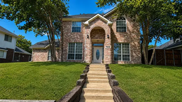 7606 Glenstone Street, Rowlett, TX 75089
