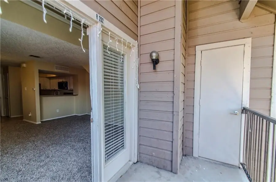9835 Walnut Street #202, Dallas, TX 75243 - #2