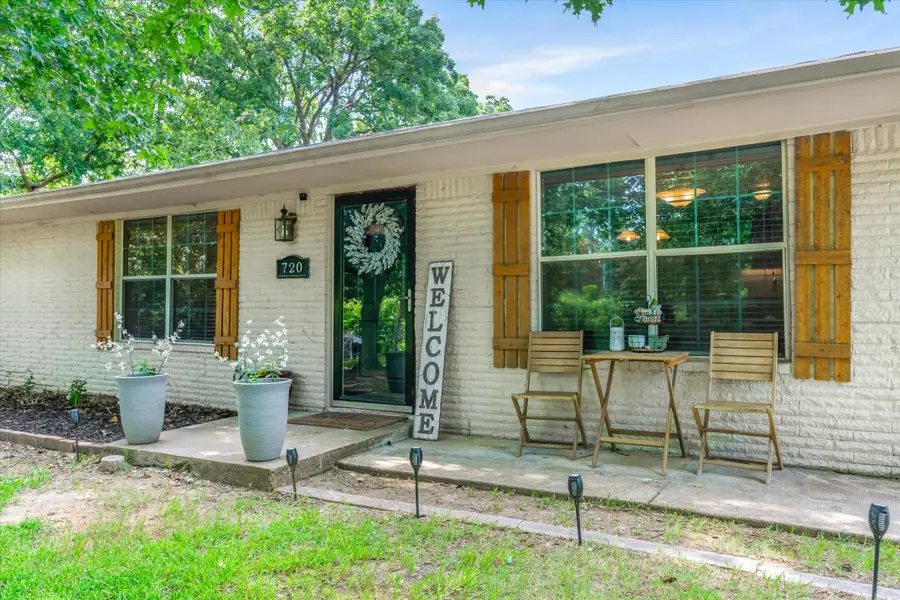 720 E High Street, Grand Saline, TX 75140 - #3