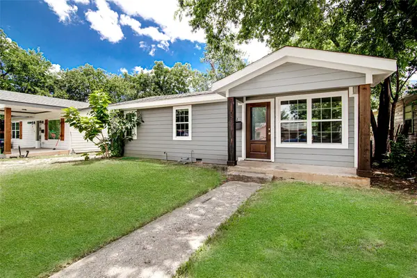 412 E Fogg Street, Fort Worth, TX 76110