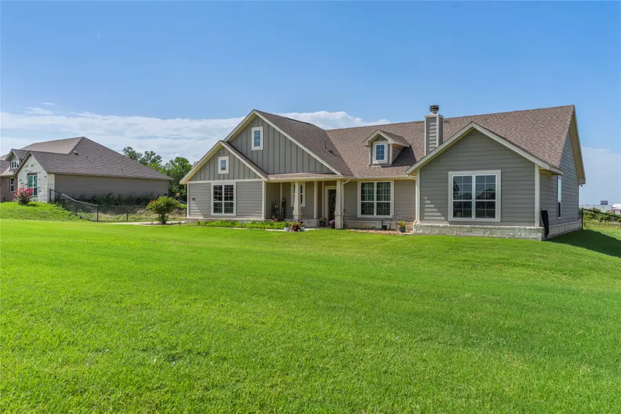 1011 Northern Oaks Court, Springtown, TX 76082 - #3