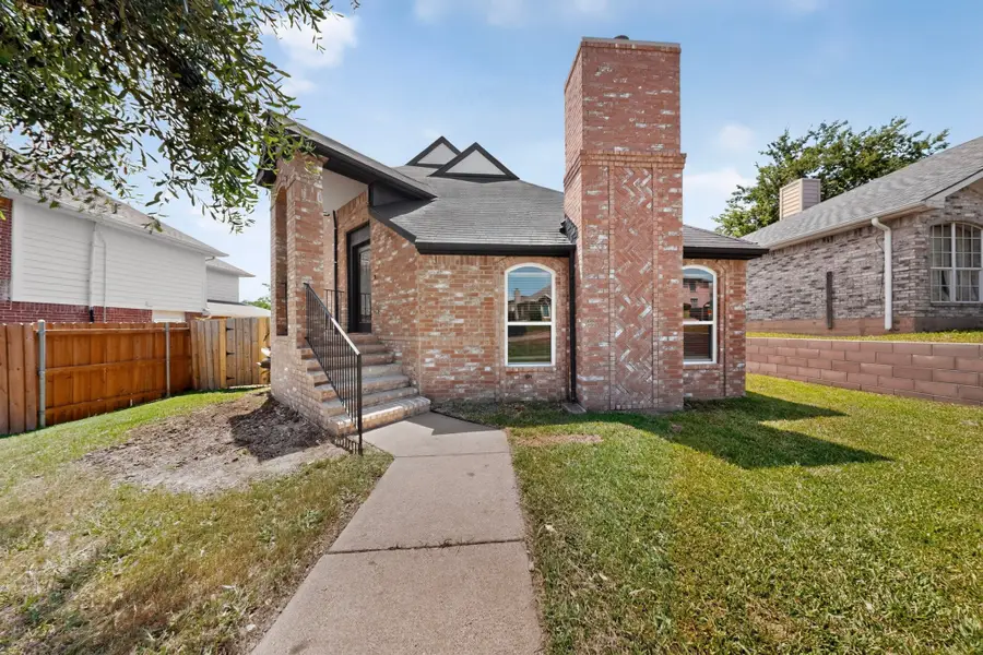 12820 Hilltop Drive, Balch Springs, TX 75180 - #2