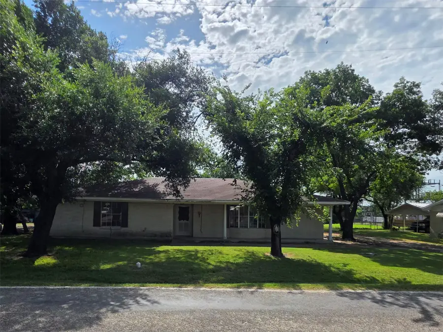 204 Fordyce Street, Barry, TX 75102 - #2
