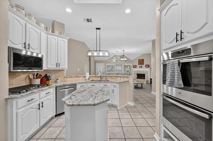 1505 Hampton Drive, Mansfield, TX 76063 - #3