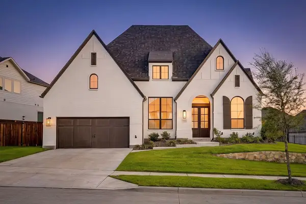 2137 Rolling Oaks Drive, Fort Worth, TX 76008