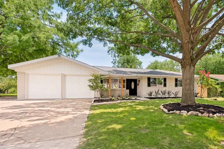 1717 Monaco Drive, Arlington, TX 76010 - #2
