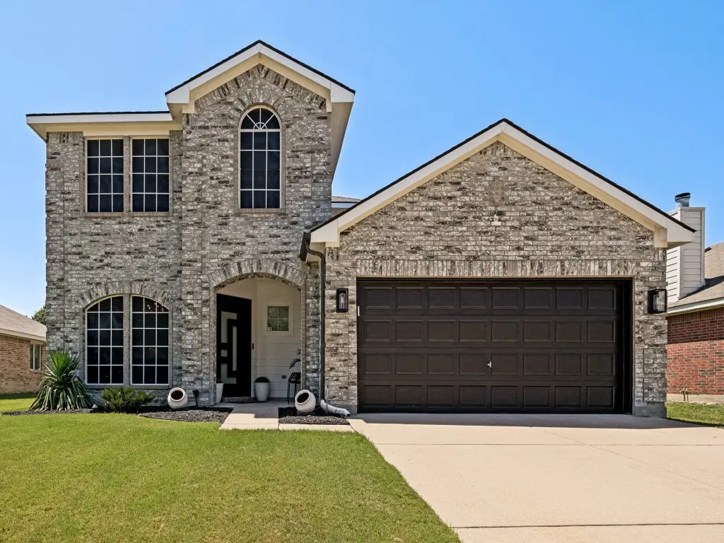 3251 Yeltes, Grand Prairie, TX 75054 - #1