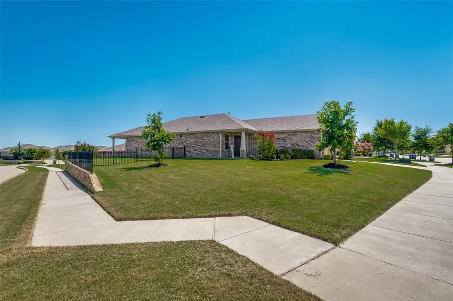 1201 Eagle Lane, Aubrey, TX 76227 - #2