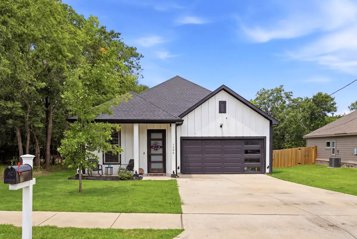 1206 Speedway Street, Greenville, TX 75401 - #1