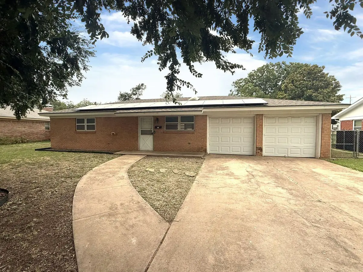 3010 Grand Avenue, Abilene, TX 79605 - #1
