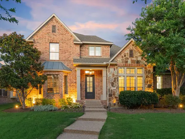417 Mordred Lane, Lewisville, TX 75056