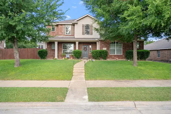 804 Montrose Trail, DeSoto, TX 75115