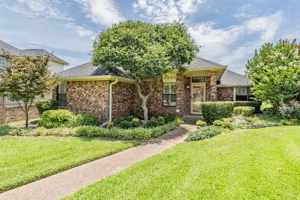 2520 Pecan Grove Court, Irving, TX 75060