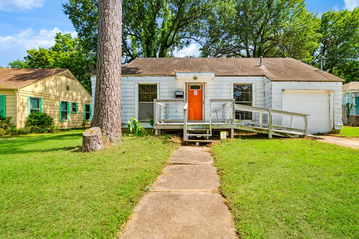 2106 Cleveland Street, Paris, TX 75460 - #1