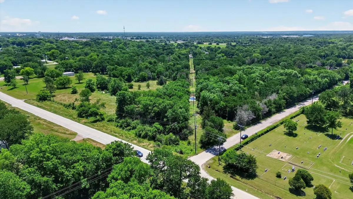 613 W Main Street, Quinlan, TX 75474 - #1
