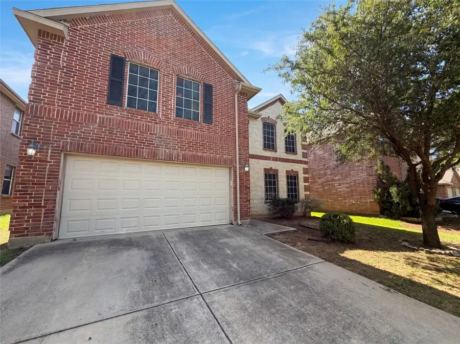 4709 Dogwood Drive, Denton, TX 76208 - #2