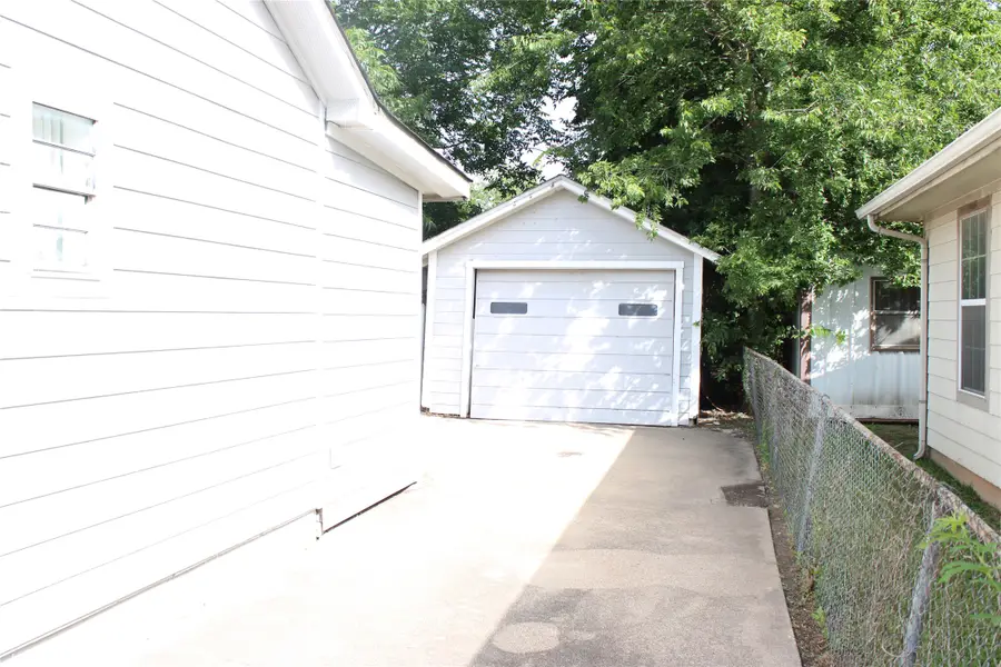 2817 Cleveland Avenue, Waco, TX 76711 - #2