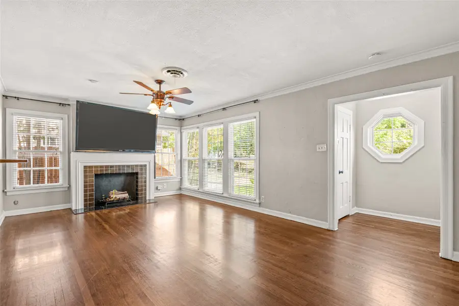 3901 Linden Avenue, Fort Worth, TX 76107 - #3