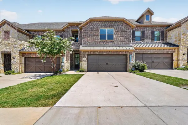 2873 Creekway Drive, Carrollton, TX 75010