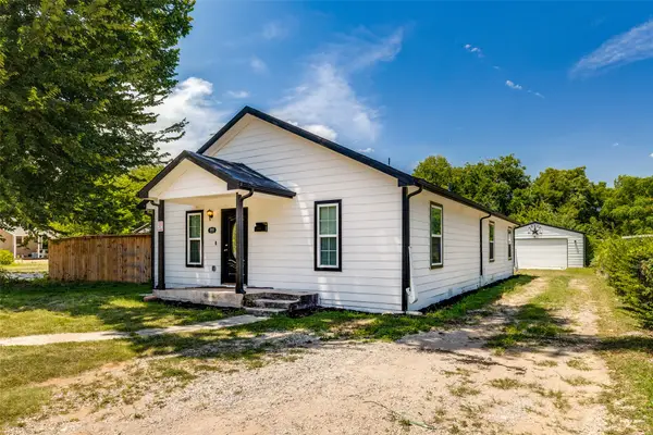 2805 Springdale Road, Fort Worth, TX 76111