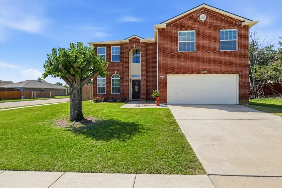 8012 Clear River Lane, Denton, TX 76210 - #2