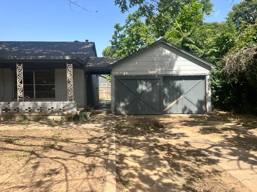 1107 Wayne Street, Fort Worth, TX 76117 - #2