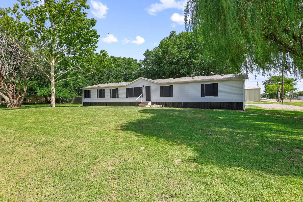 201 S Main Street, Dodd City, TX 75438 - #1