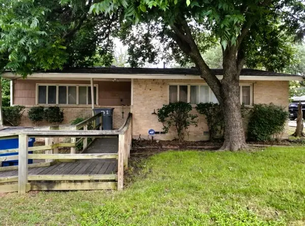1520 Cape Cod Drive, Dallas, TX 75216