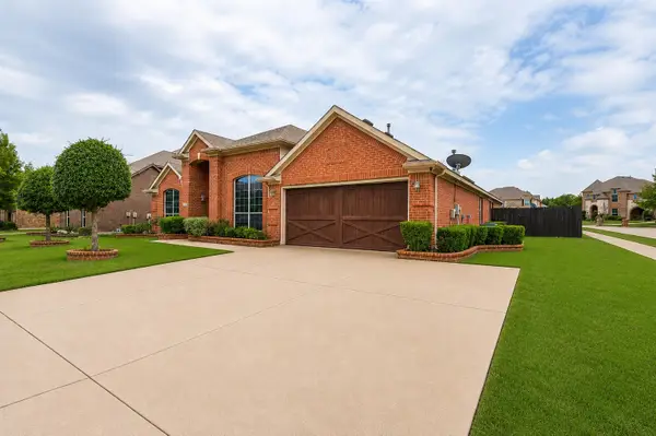 1002 Grover Court, Cedar Hill, TX 75104