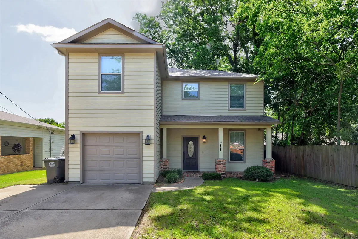 751 N Sherman Avenue, Van Alstyne, TX 75495 - #1