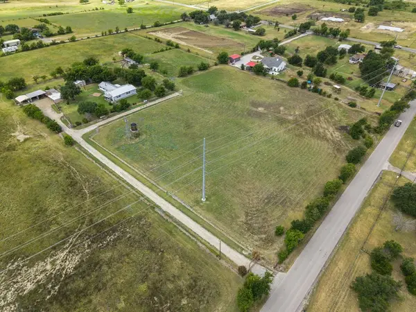 6550 Veal Station Road, Weatherford, TX 76085
