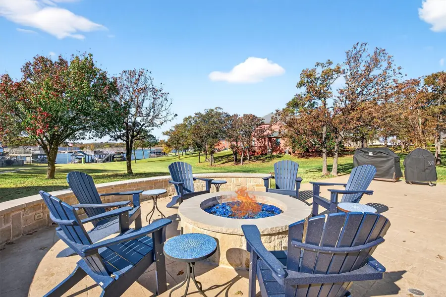 100 Mohawk Cove, Lake Kiowa, TX 76240 - #3