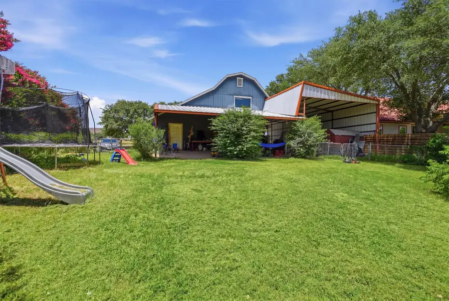 1101 Charles Street, Weatherford, TX 76086 - #2