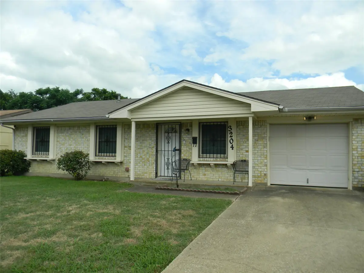 3204 Pacesetter Drive, Dallas, TX 75241 - #1