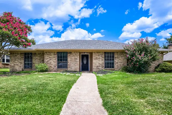 1949 Chesham Drive, Carrollton, TX 75007