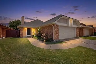 1157 Meadow Park Lane, Grand Prairie, TX 75052 - #1