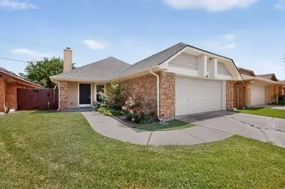 1157 Meadow Park Lane, Grand Prairie, TX 75052 - #2