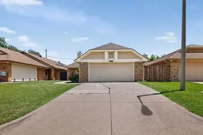 1157 Meadow Park Lane, Grand Prairie, TX 75052 - #3