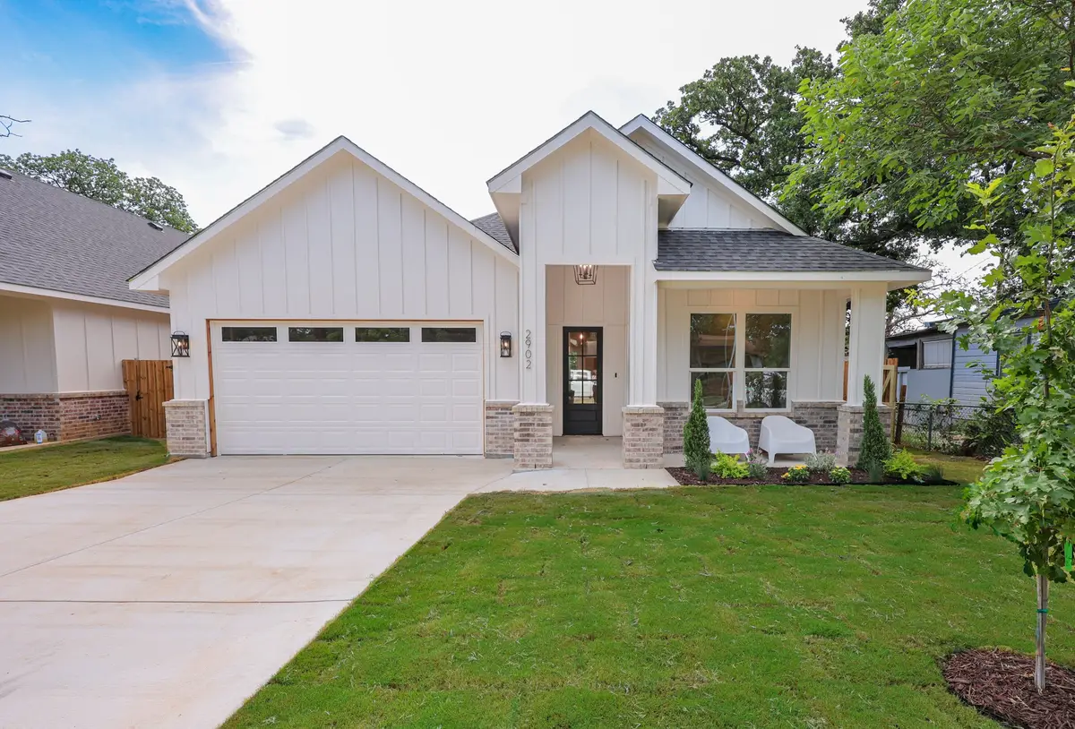 2902 Hiawatha Trail, Lake Worth, TX 76135 - #1