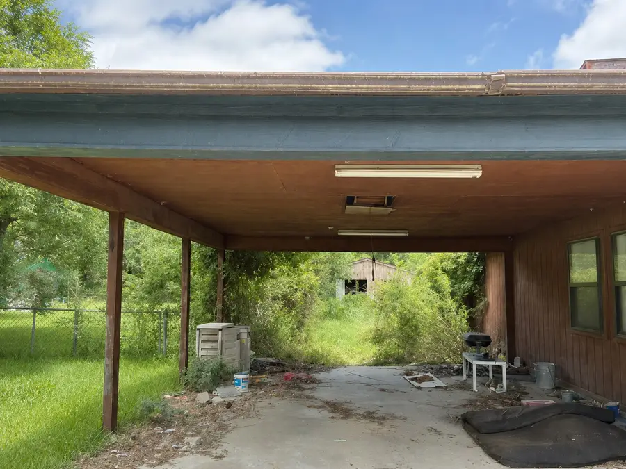 2603 E Avenue B, Hooks, TX 75561 - #2