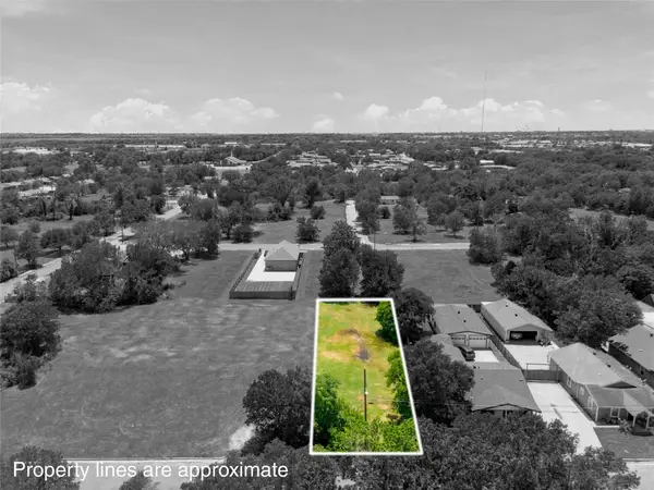 2621 S 7th Street, Waco, TX 76712
