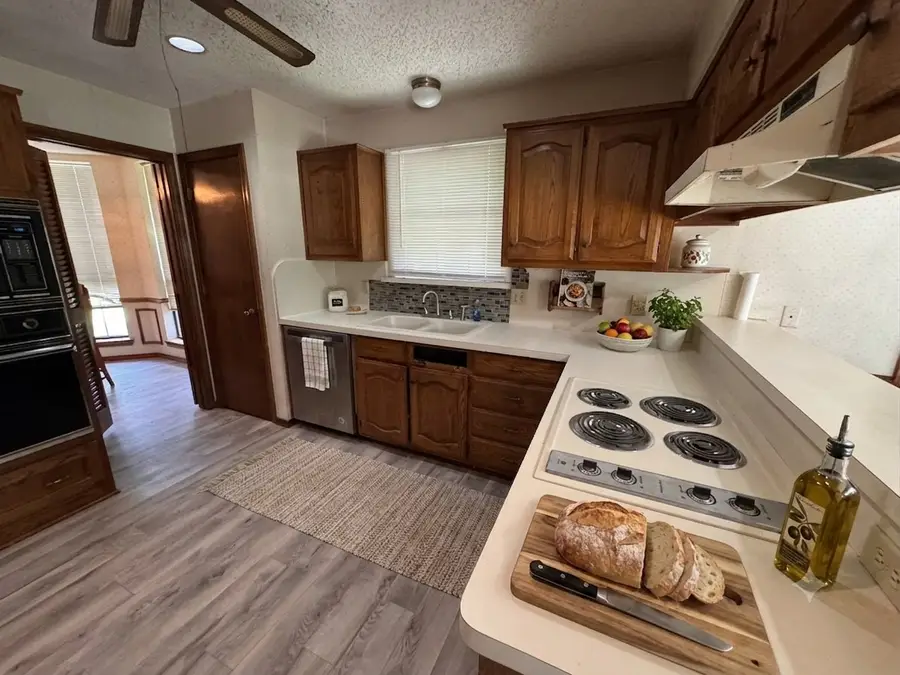 6229 Parkview Drive, Sachse, TX 75048 - #3