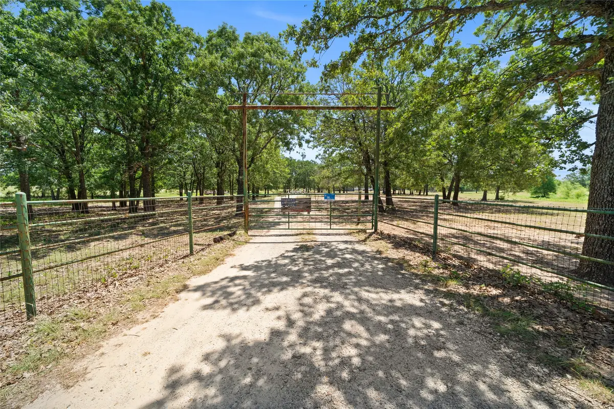 14643 County Road 4060, Scurry, TX 75158 - #1